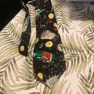 7-Up silk necktie